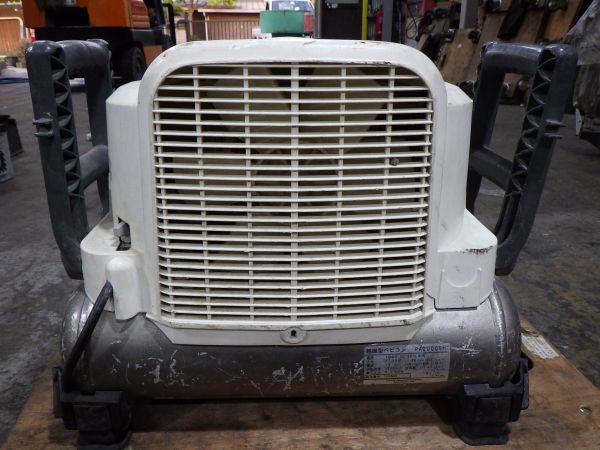 u553▽ ジャンク 動作不良 日立工機 PA2000VH 常圧 高圧 エア 