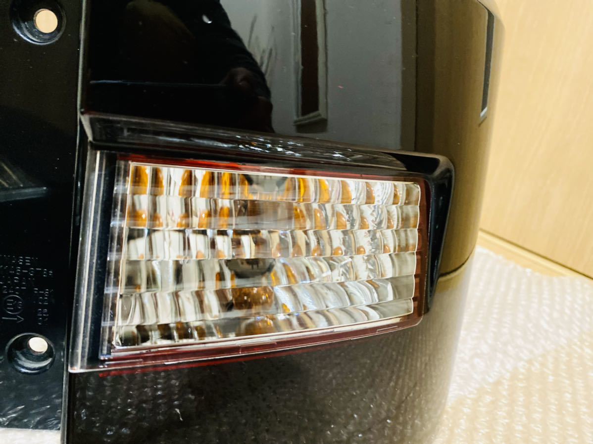 デリカ 左右セット 純正テールランプ D5 CV5W CV1W CV4W CV2W デリカD