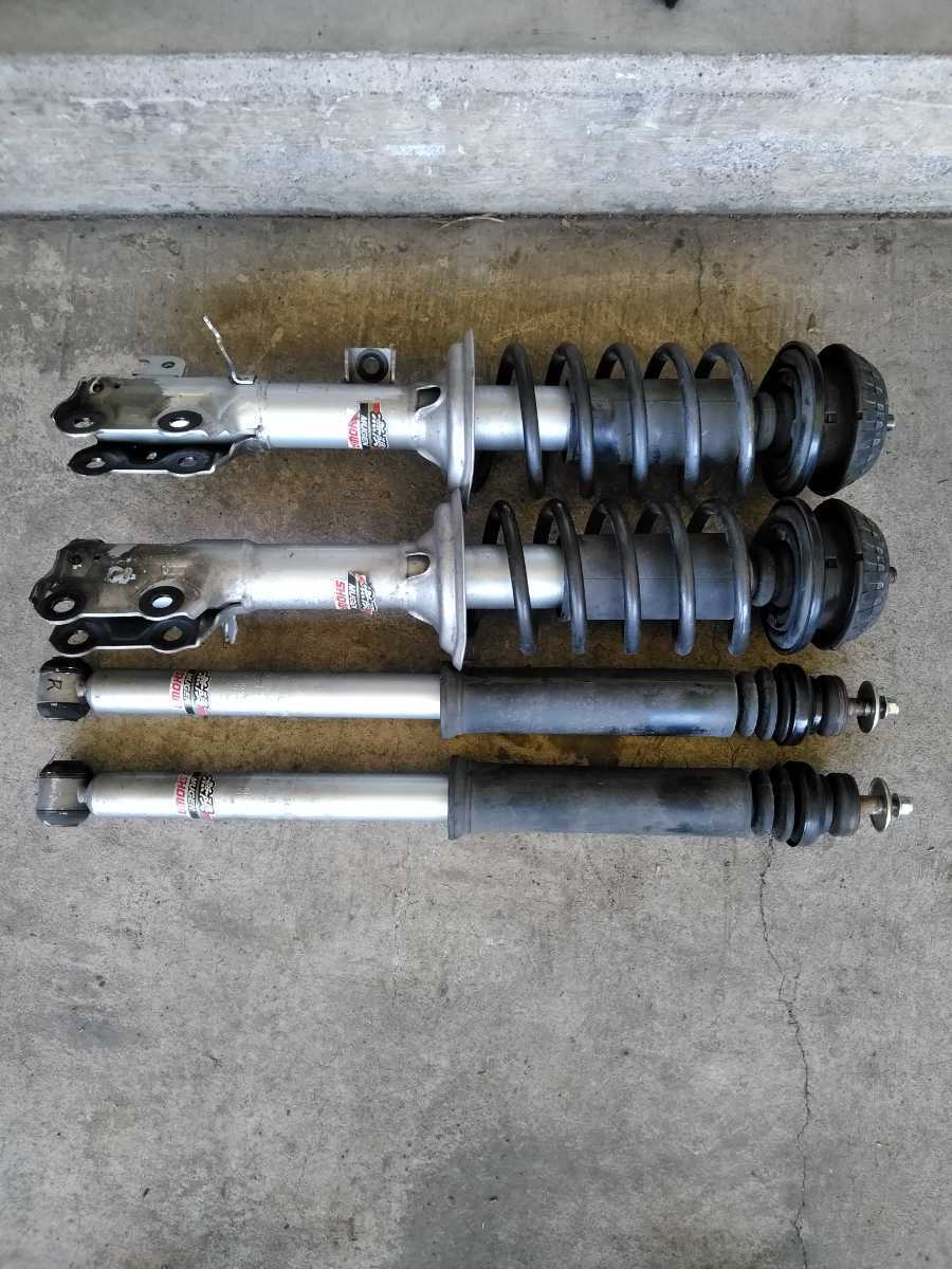 ホンダ純正 無限 サスペンション ショックアブソーバー N One Jg1より取り外し ショック サスペンションキット 一式 売買されたオークション情報 Yahooの商品情報をアーカイブ公開 オークファン Aucfan Com