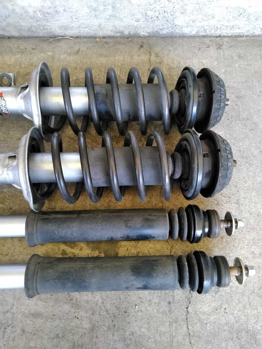 ホンダ純正 無限 サスペンション ショックアブソーバー N One Jg1より取り外し ショック サスペンションキット 一式 売買されたオークション情報 Yahooの商品情報をアーカイブ公開 オークファン Aucfan Com