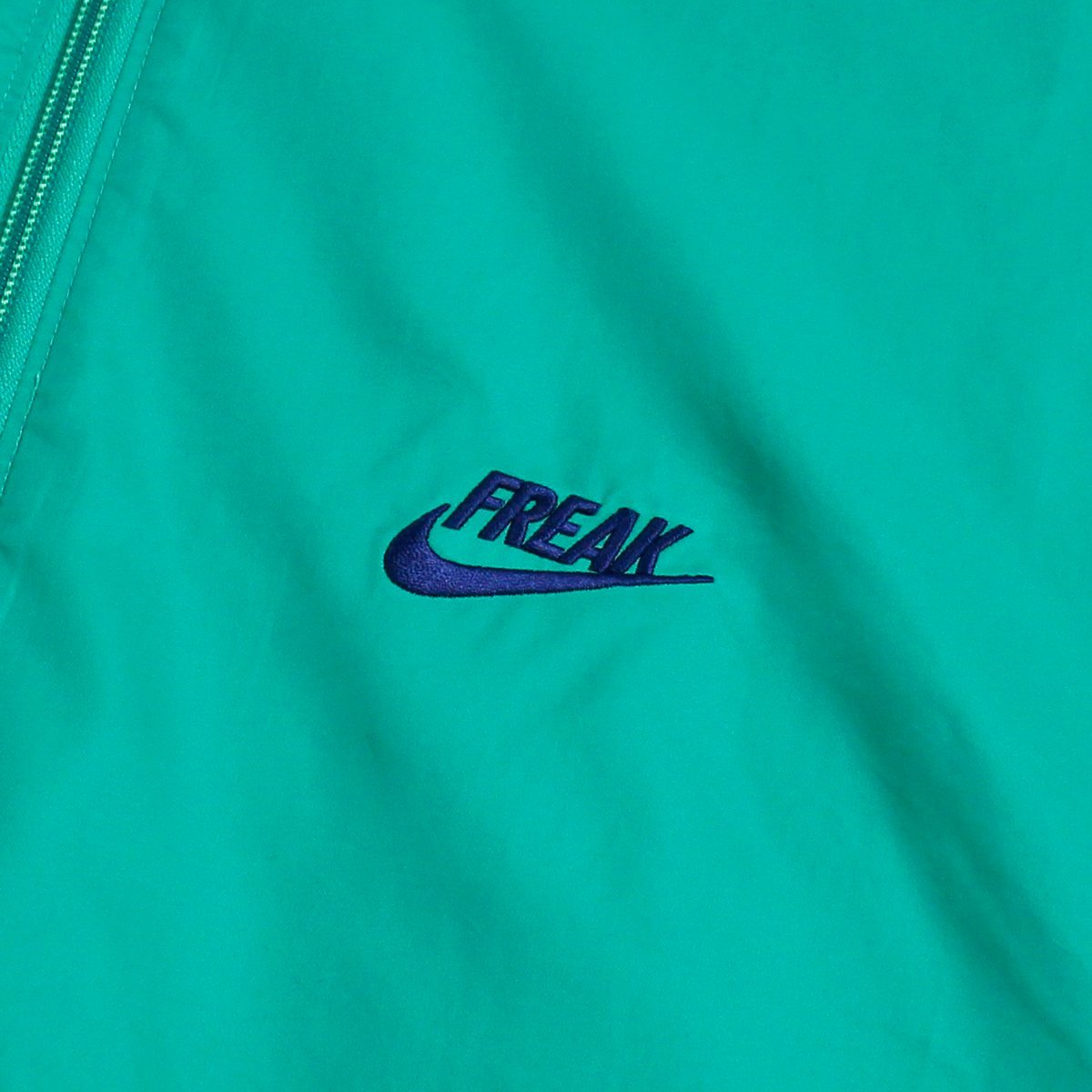 新品 NIKE ナイキ ヤニス トラックジャケット L 春夏 軽量 フルジップ 