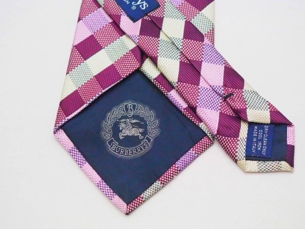 バーバリー Burberry チェック柄 ネクタイ ワインレッド系 ピンク ホワイト Italy 伊製 イタリア Silk ブランド オールド 古着 ネクタイ 売買されたオークション情報 Yahooの商品情報をアーカイブ公開 オークファン Aucfan Com