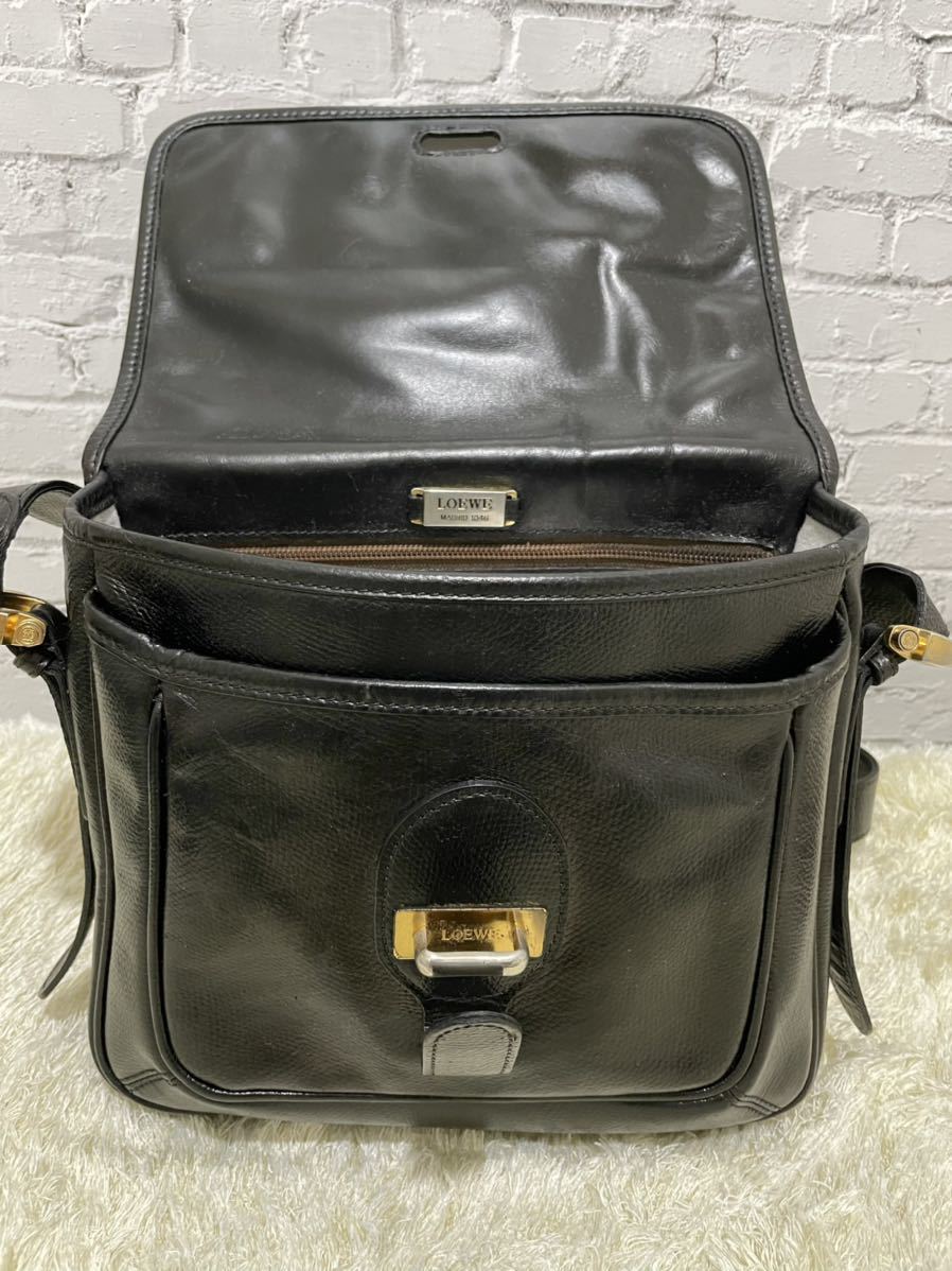 【美品】LOEWE　ロエベ　アナグラム　ショルダーバッグ　エンボス ロエベ アナグラム ショルダーバッグ 4807極希少・美品LOEWE サコッシュ ナッパレザー