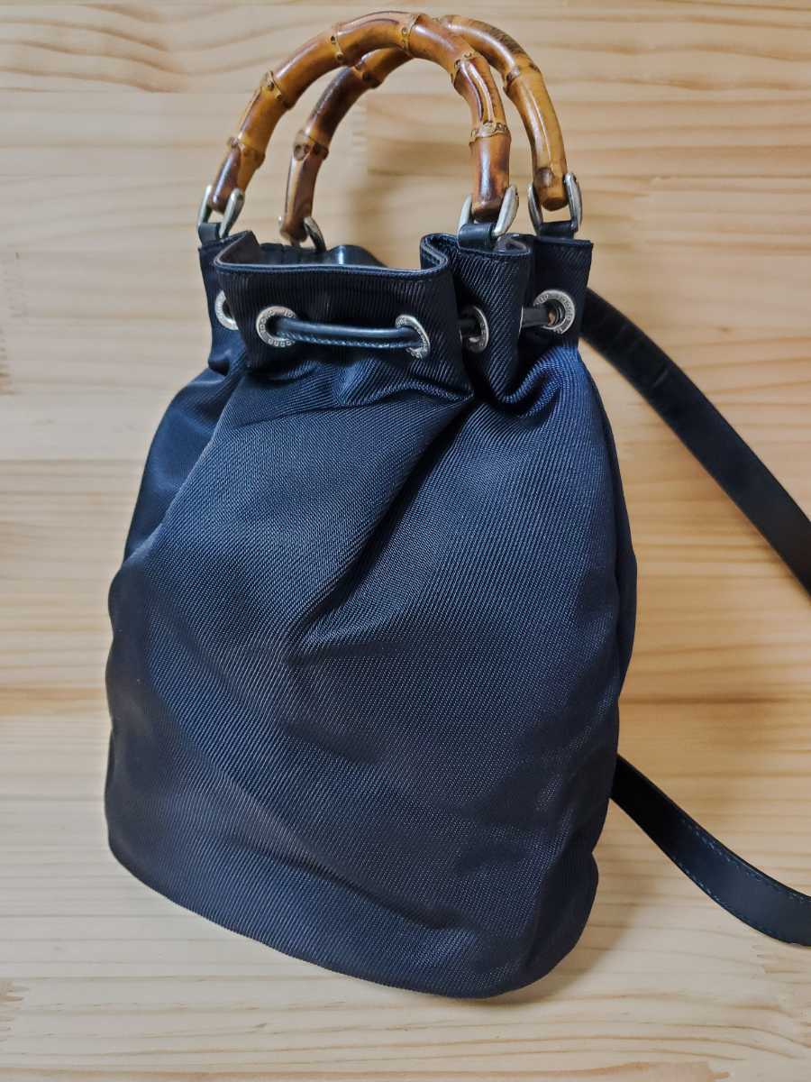 GUCCI グッチ 2way ショルダーバッグ 巾着 バンブー レザー 黒 グッチ 