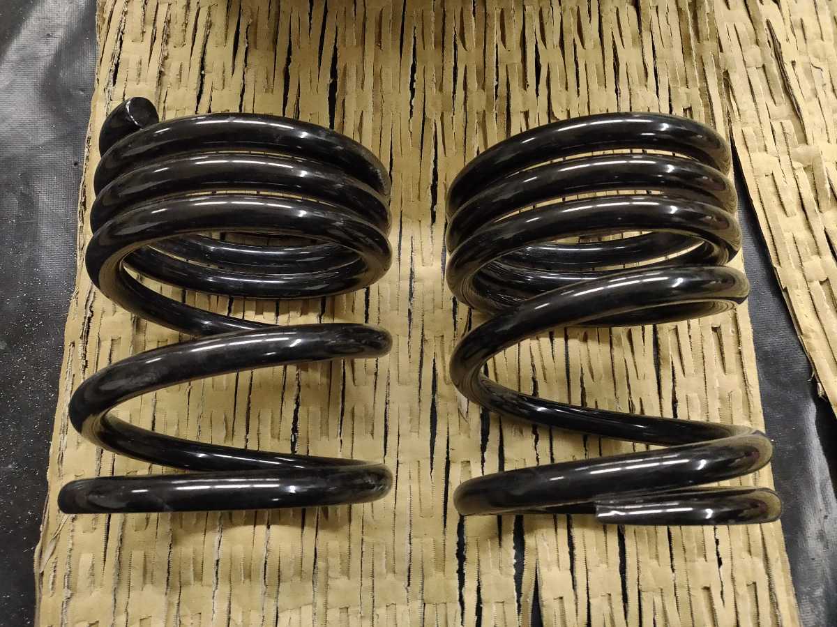 限定セール，送料無料 GX71 GX61 GX51 GA61 GZ10 MZ10 TA63 等トヨタ系オリジナルリアバネ 1G 1G-GE 1G-GT レート16キロ 旧車(スプリング)｜売買されたオークション情報、yahooの商品情報をアーカイブ公開 - オークファン スプリング