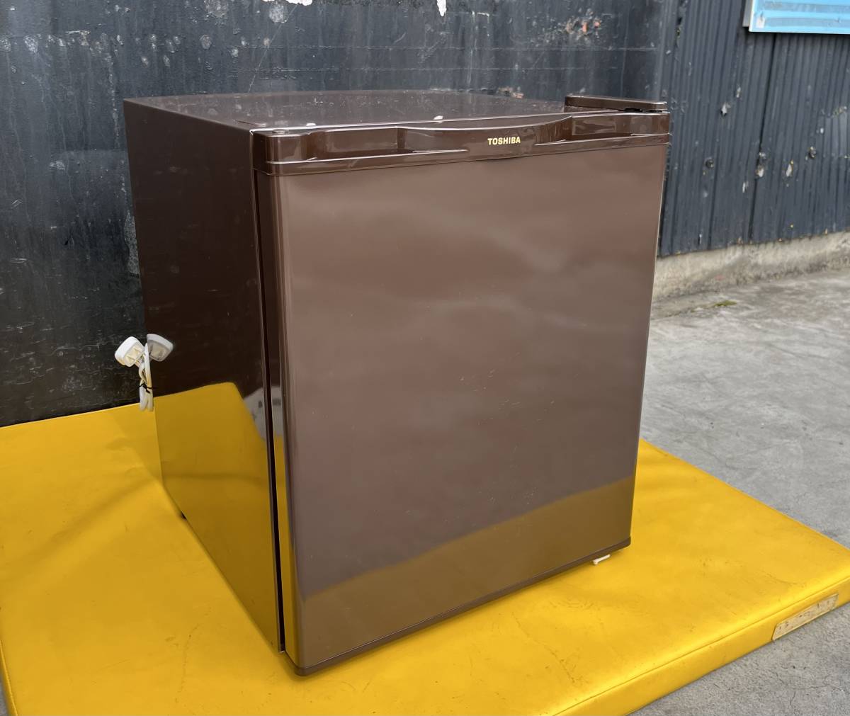 美品】東芝 TOSHIBA 1ドア冷蔵庫 38L GR-HB40GA(T) 2015年製 ブラウン