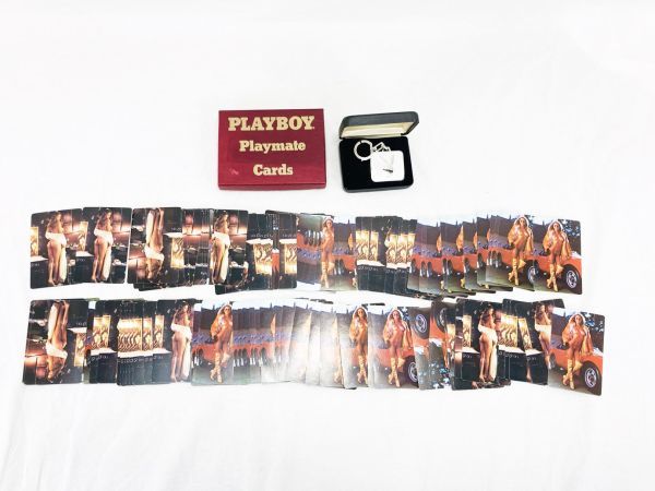 送料520円 PLAYBOY プレイボーイ トランプ＋キーホルダーセット 