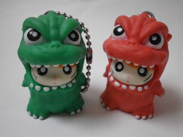 ハム太郎 ゴジラ着ぐるみマスコット 緑色と赤色２個セット その他 売買されたオークション情報 Yahooの商品情報をアーカイブ公開 オークファン Aucfan Com