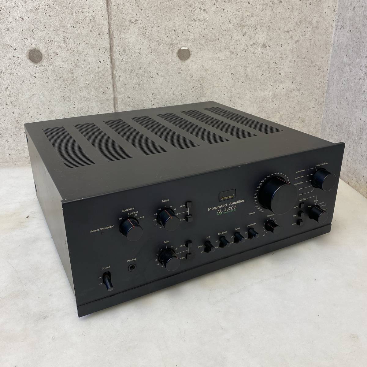 【送料無料】プリメインアンプ　Sansui　サンスイ　AU-D707 Integrated Amplifier 通電のみ　現状品　A420-4