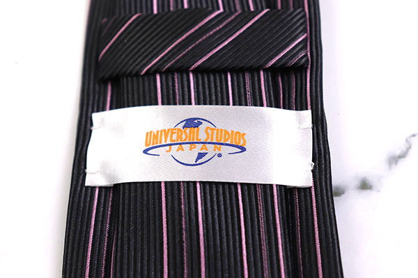 498円 ユニバーサルスタジオジャパン Usj ストライプ柄 ピンクパンサー グッズ シルク100 メンズ ネクタイ グレー ネクタイ一般 売買されたオークション情報 Yahooの商品情報をアーカイブ公開 オークファン Aucfan Com