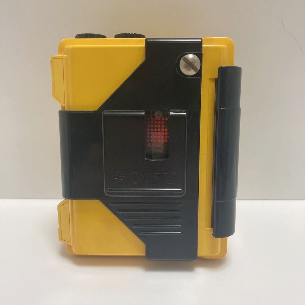 SONY WALKMAN SPORTS ラジオ カセットウォークマン 縫い込も WM-F5