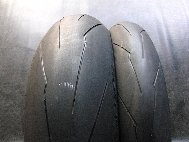 中古前後セット!ピレリ◎スーパーコルサ SP V3. 120/70ZR17. 180