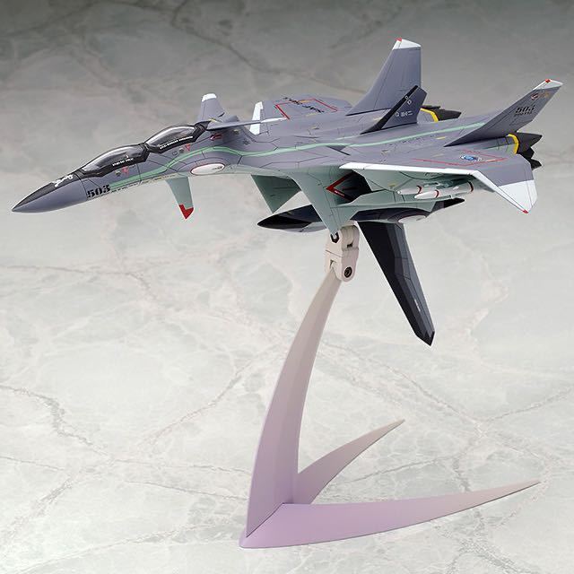 ★未開封新品★アルター（ALTER）★アルメカ 戦闘妖精雪風 FFR-41MR メイヴ“雪風 1/100 ABS製塗装済み完成品★ 戦闘妖精雪風 FFR-31MR&frasl;D スーパーシルフ雪風 アルター アルメカ