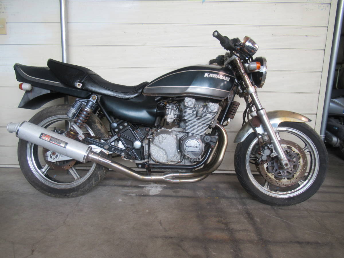 品 CBR400F？GPZ400？ VF？純正ヘッドライト （動作未確認）ジャンク品