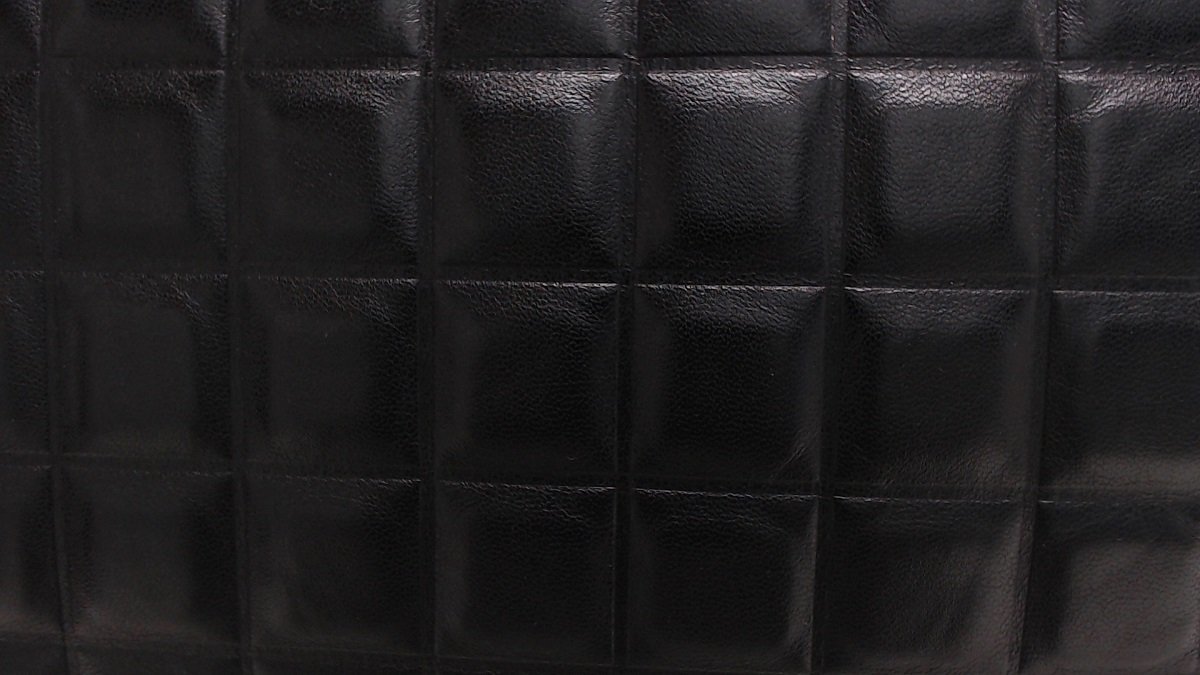 1円超美品☆シャネル☆ラムスキン　チョコバー　32㎝　トート　黒　G金具【CHANEL】 CHANEL シャネル チョコバー チョコバーミニフラップキューブラインストーン A15316 60回払いまで金利0%シャネル
