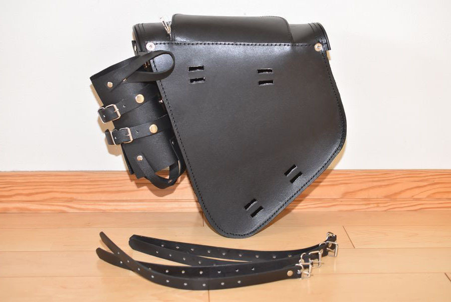 ☆オススメ☆合皮とはレベルが違う牛厚革サドル・サイドバッグ-RIGHT  