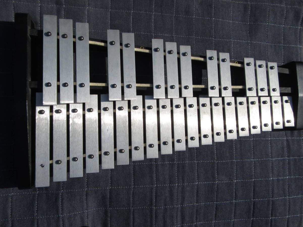 □KOSTH/コッス グロッケン/鉄琴32鍵・バチ付き□