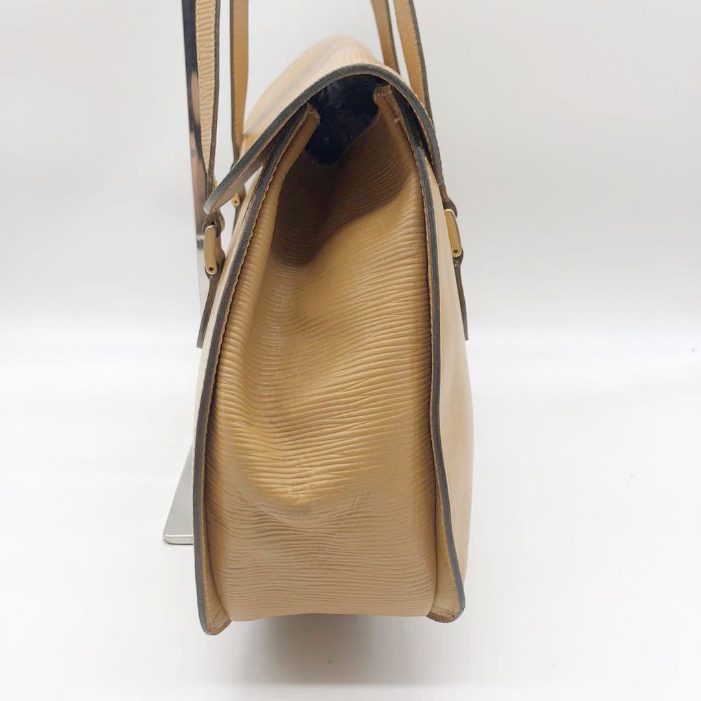 1円 【最高級の風格】 廃盤 稀品 ヴィンテージ FENDI フェンディ
