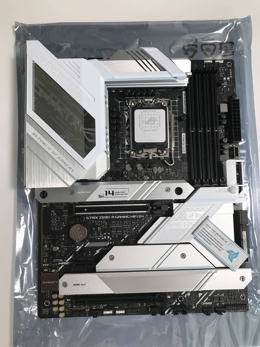 ROG STRIX Z690-I GAMING WiFi 本体 ASUS ROG Strix Z690-I Gaming WiFi LGA 1700 Mini-ITX Intel