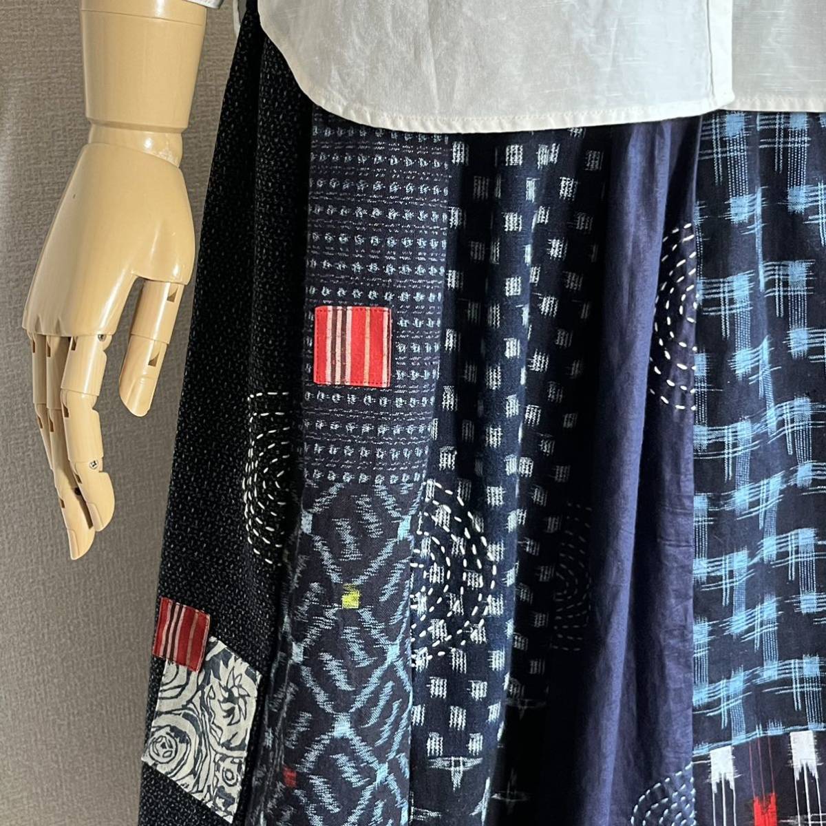 着物リメイク藍染木綿 絣のパッチワークスカート(リメイク素材)｜売買