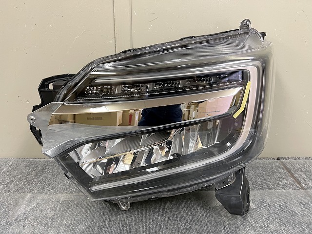 最新作，格安 N-BOXカスタム/Nボックスカスタム JF3/JF4 前期 LED 純正 左ヘッドライト/左ヘッドランプ STANLEY W3106 ジャンク 23168/L3/あ(ヘッドライト)｜売買されたオークション情報、yahooの商品情報をアーカイブ ホンダ用