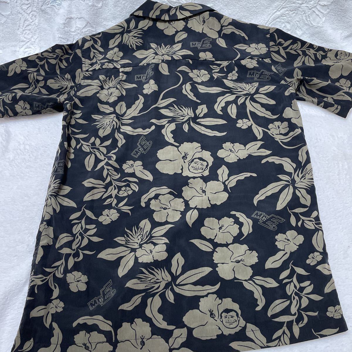 ◇完売商品◇美品◇ 矢沢永吉 アロハシャツ Mr.E アロハ柄(矢沢永吉 