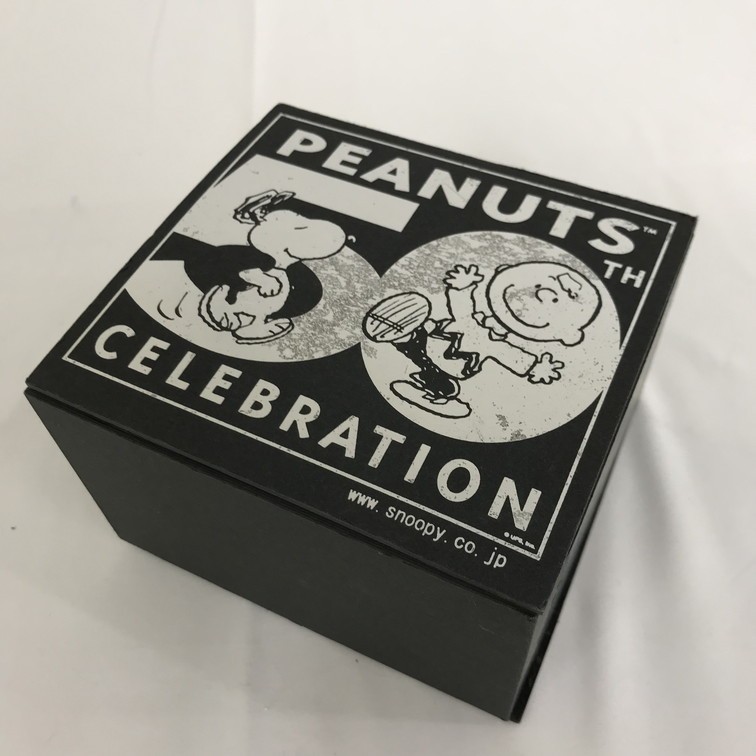 ブランド SNOOPY クリスタル 置物の通販 by Roxy's shop｜スヌーピー ...