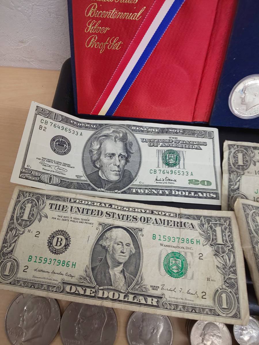 35640◇アメリカ 外国銭 紙幣 硬貨 38ドル89セント分 徹底解説コツを