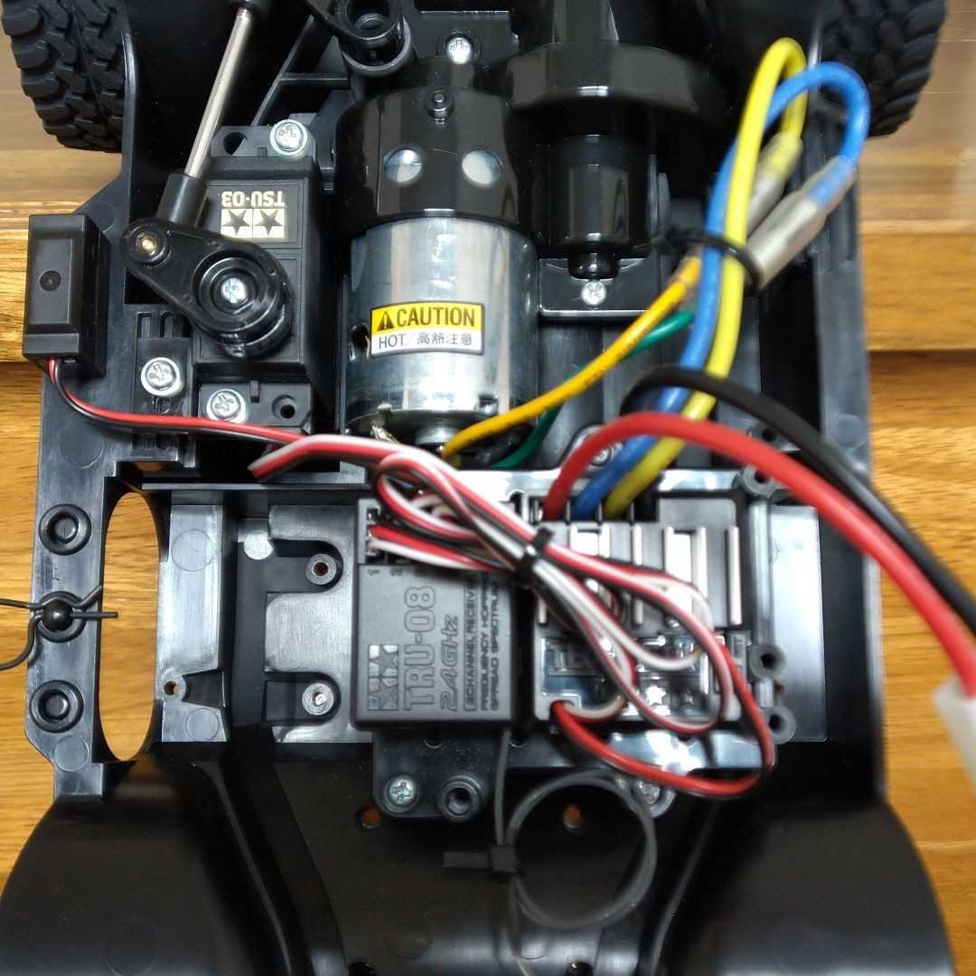 タミヤ ハイラックス エクストラキャブ CC-01 シャーシ