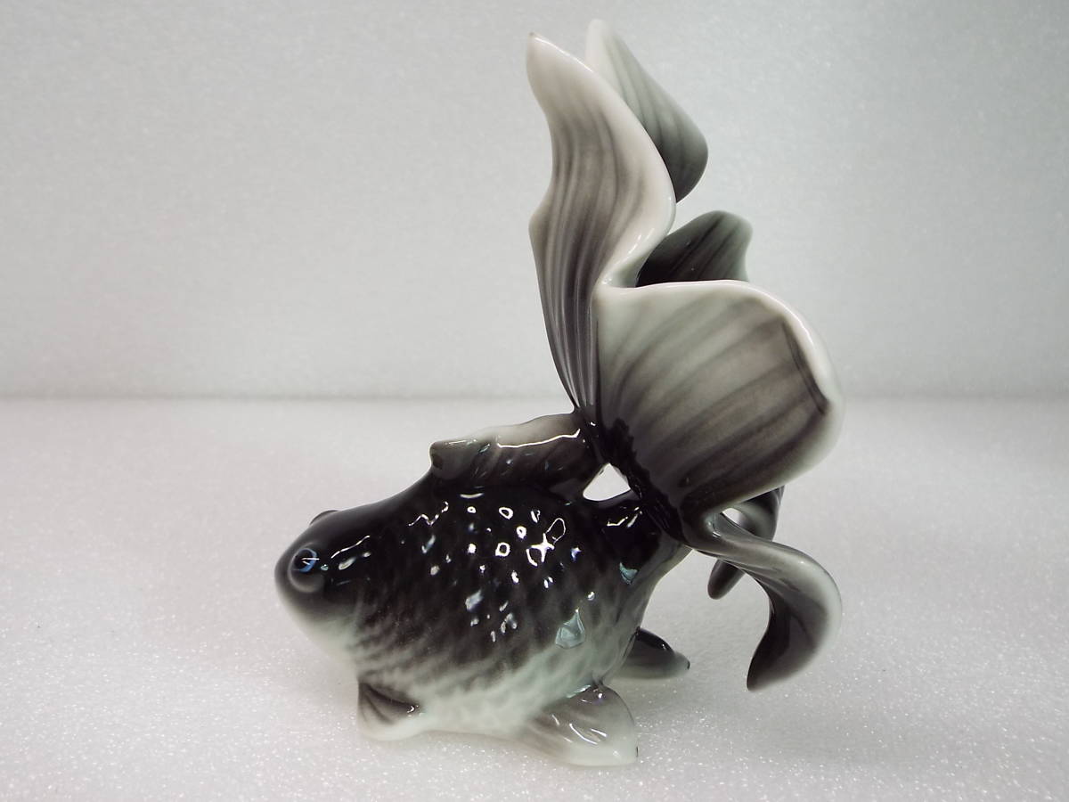 金魚 置物 ２匹 赤 黒 磁器 可愛い 一対金魚 土佐錦魚 りゅうきん 琉金 ノリタケ 無傷極 置物 アンティーク オールドノリタケ 売買されたオークション情報 Yahooの商品情報をアーカイブ公開 オークファン Aucfan Com