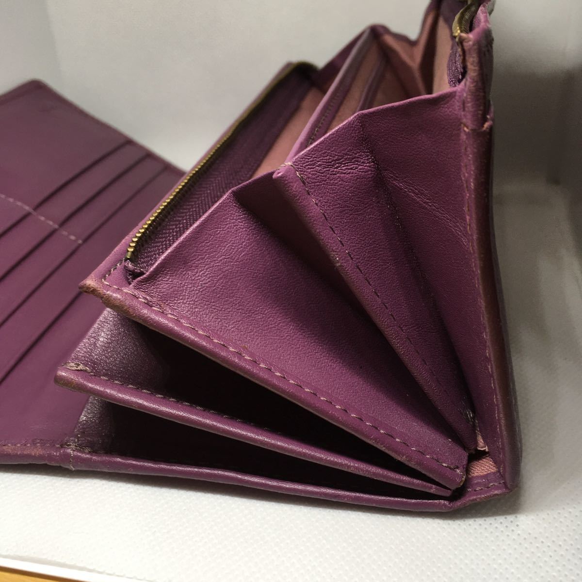 箱付き sybilla シビラ 長財布 刺繍 パープル 紫色 ステッチ 牛革 日本 
