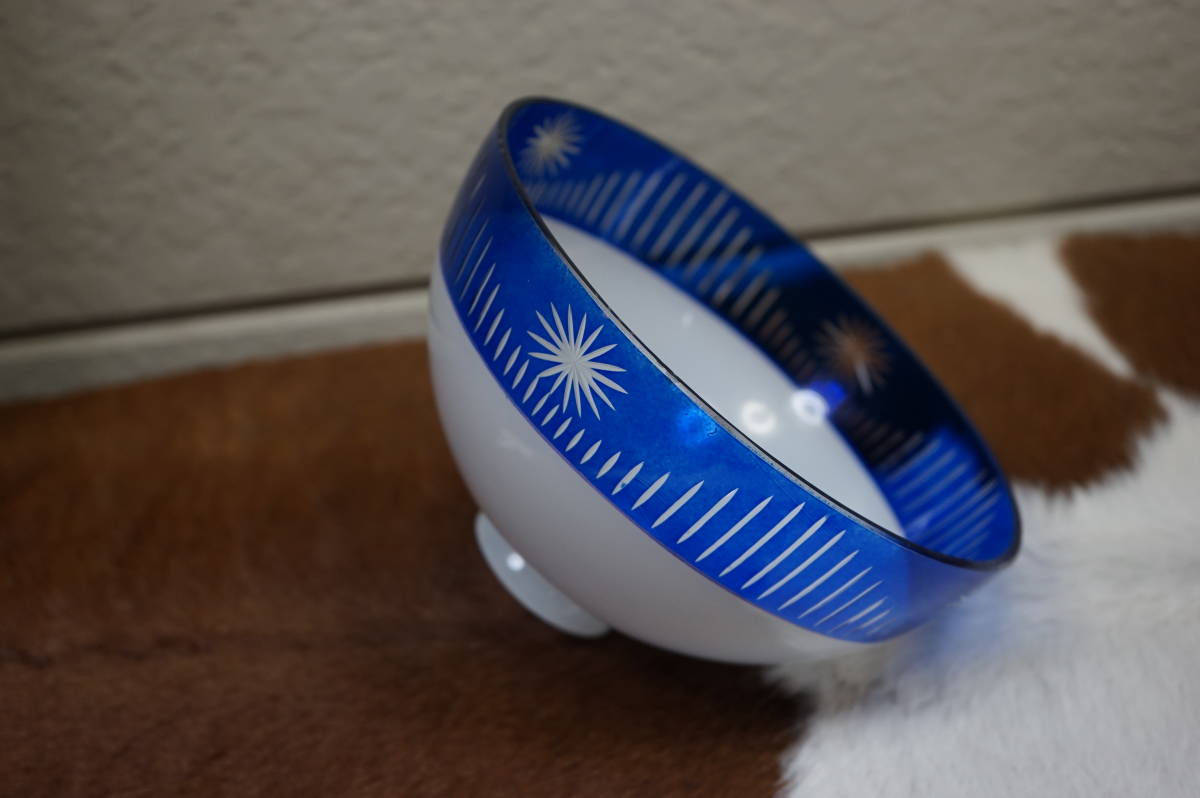 乳白 青色 色硝子 電傘 電笠 シェードランプ 氷コップ アンティーク 切子/乳白色/青色ガラス/フリルブルー/色硝子/電笠/シェード/ランプ