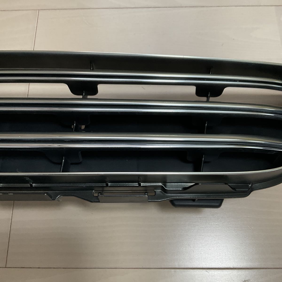 ☆トヨタ アルテッツァ SXE10 前期純正 フロントグリル 53101-53010