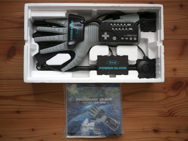 PAX POWER GLOVE ファミリーコンピュータ専用コントローラー パックス パワーグローブ ファミリーコンピュータ専用コントローラー