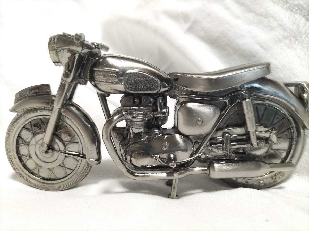 世界の名車 レッドバロン トライアンフ TRIUMPH T120 置物