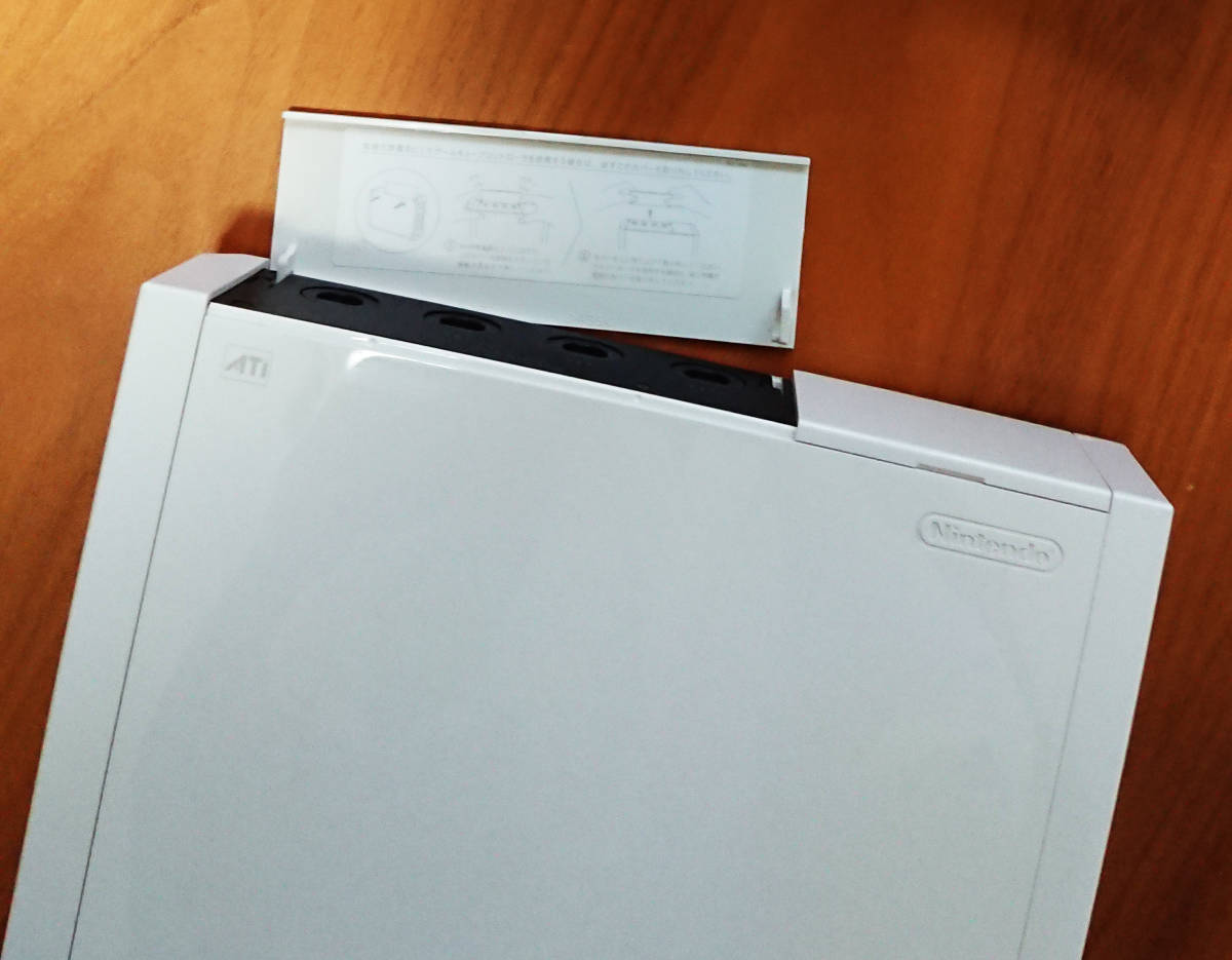 Wii 動作確認済み Nintendo - by 本体一式＋ソフト6本セット U 本体のみ 内蔵ソフトあり 動作確認済の通販 本体 動作確認済 の通販 wiiソフト 60日保証キャンペーン中好きなソフトが1本一緒に届く ソフト19