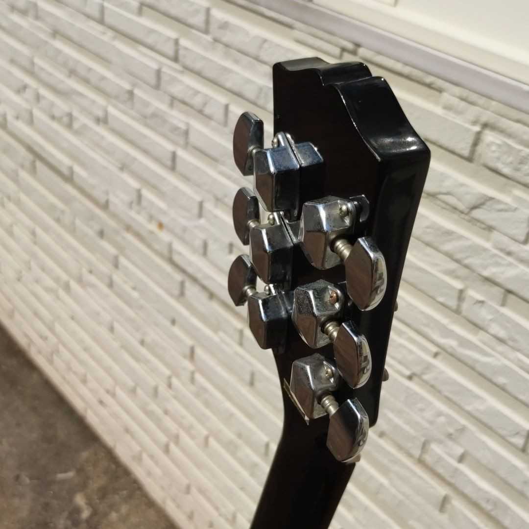 エレキギター DAKOTA スピーカー&アンプ内蔵 ? DAKOTAスピーカー 