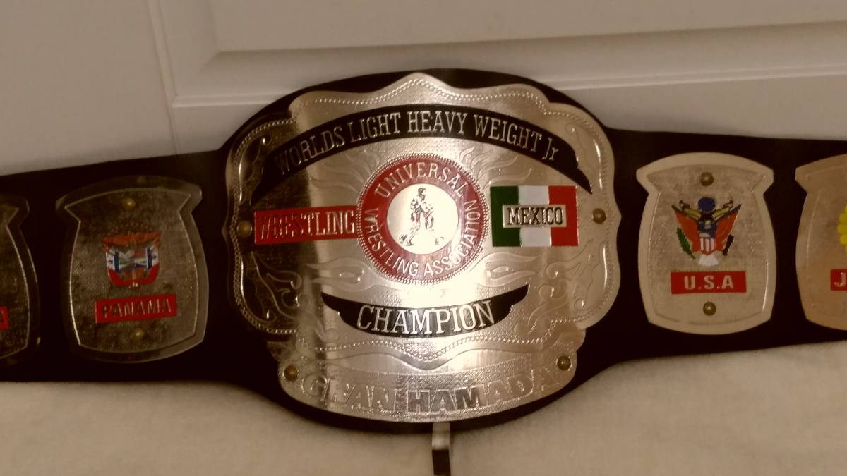 56 割引 ペロ アグアヨ エル ソリタリオ Uwa世界ライトヘビー級ベルト グラン浜田 ネームプレート 奪取ベルト Www Doriantrade Com