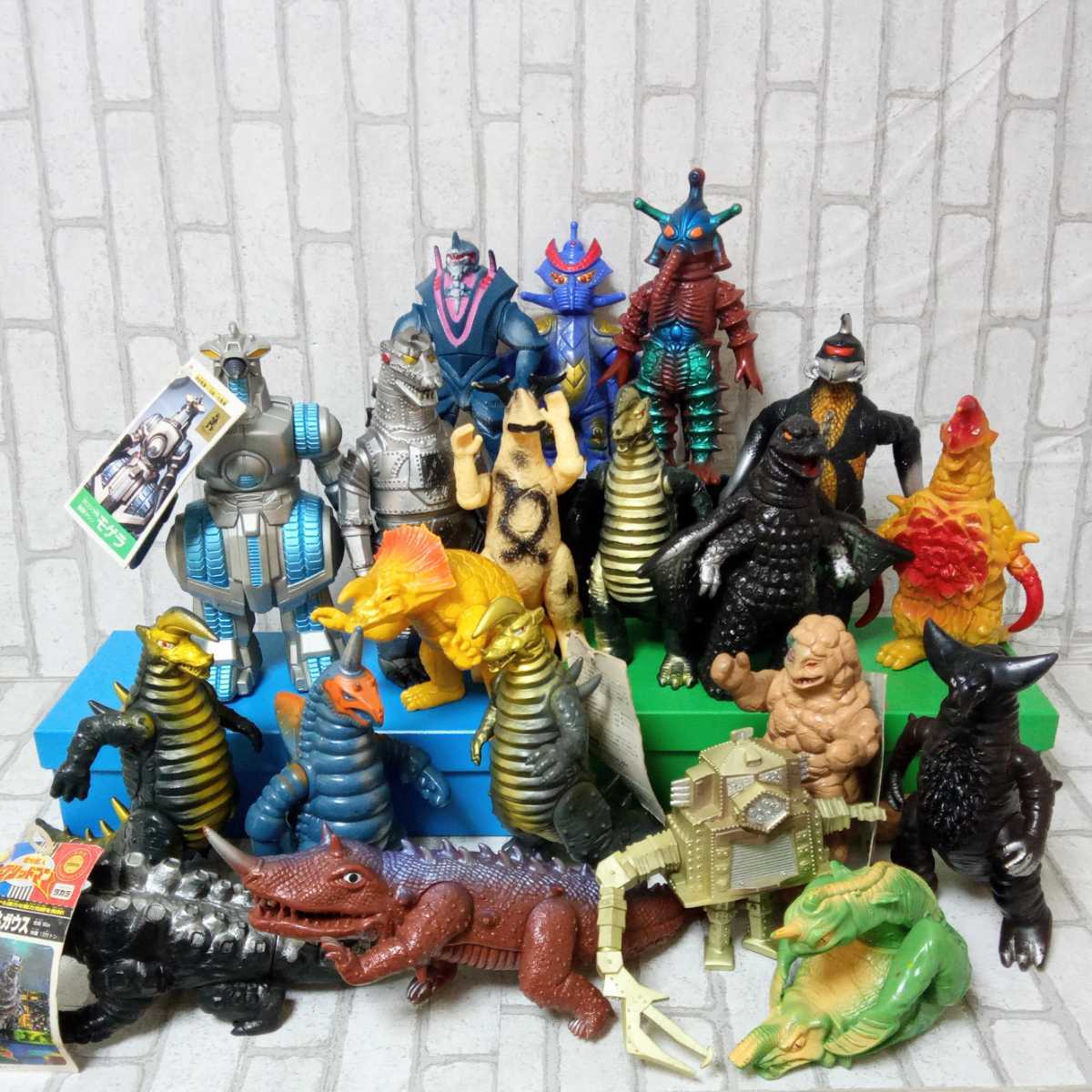 ウルトラ怪獣 宇宙人 ゴジラ メカゴジラ グリッドマン ソフビ 人形 