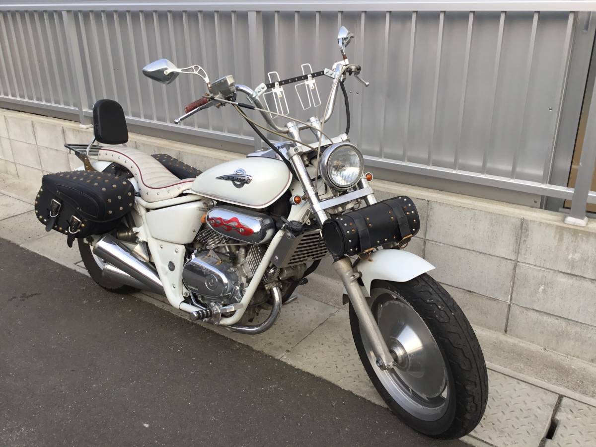 ホンダ　マグナ250 白 マグナ250S 福岡 HONDA 250cc 白 難あり(126cc-250cc)｜売買された