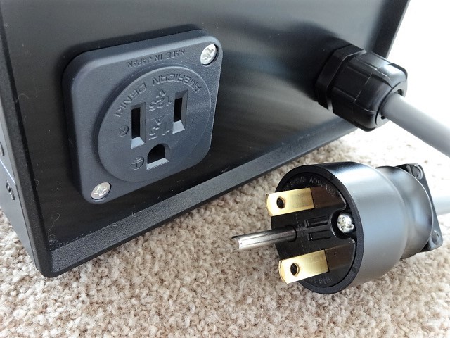 New☆ダウン＆アイソレーショントランス非メッキ200V電源仕様絶縁自作ノイズカット_2