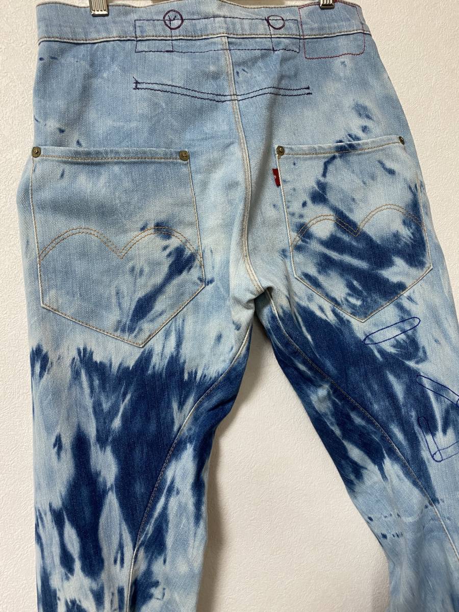 リーバイス レッド Levi