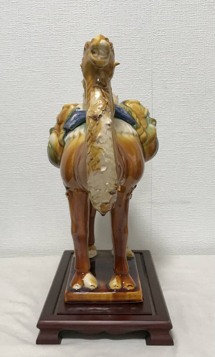 唐三彩 駱駝 置物 唐木台付き 中国工芸品 / ラクダ 馬 土産 唐三彩 駱駝 置物 唐木台付き 中国工芸品 / ラクダ 馬 土産