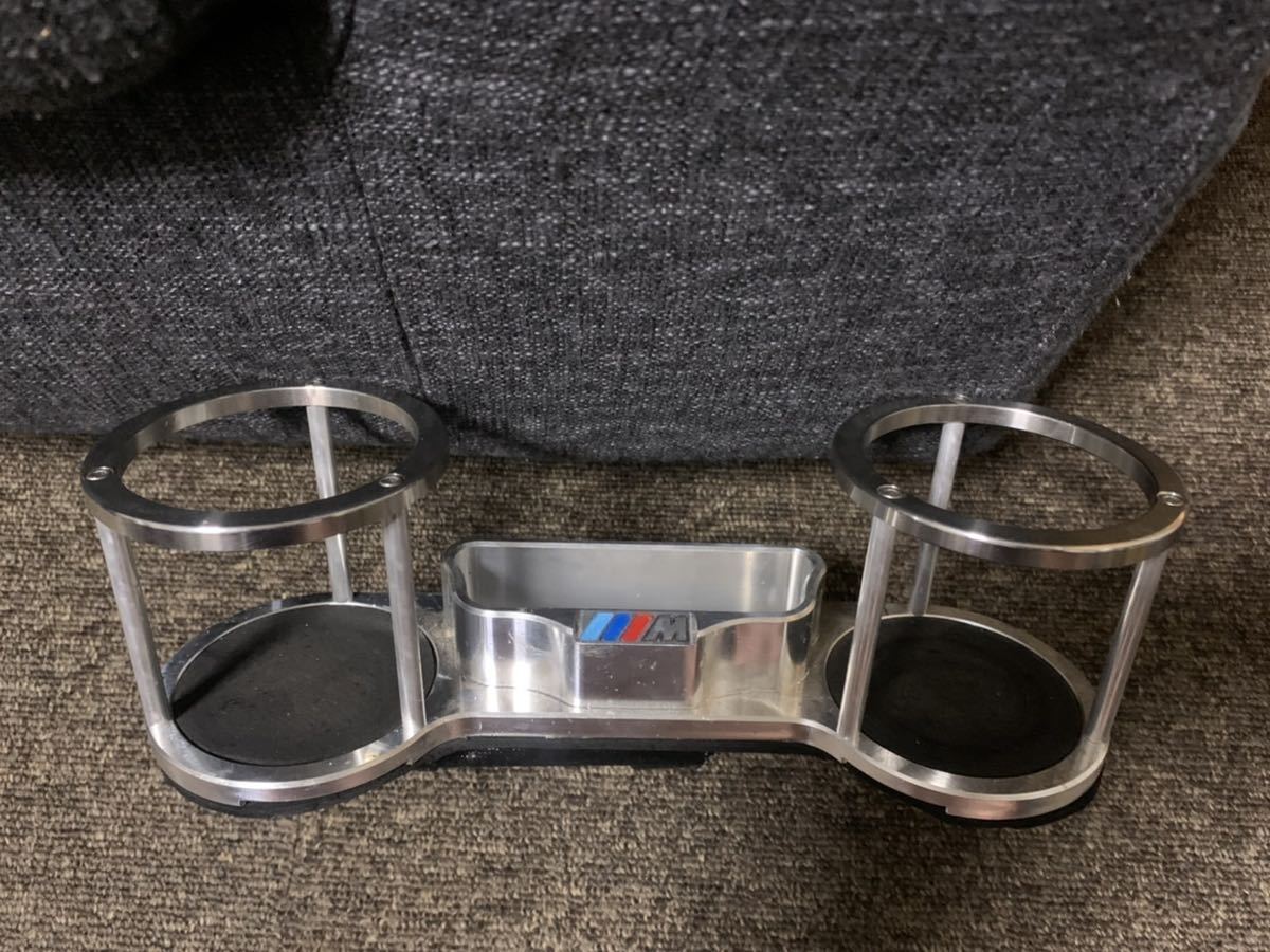 希少 廃盤品？アルミ削りだし BMW ワンオフドリンクホルダー 3シリーズ  
