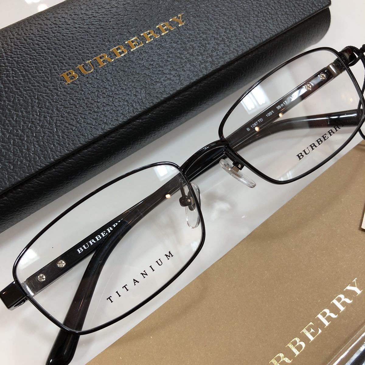 新品 バーバリー 在庫限り特別価格！定価￥33,000 メガネ BE1287TD BE1292TD | 2026年最新Yahoo!オークション 安心の正規品! 安心の2年間正規保証付き！在庫限り特別価格！定価￥33，000 -バーバリー 在庫 神戸 在庫限り特別価格！定価￥33，000 バーバリーがホリデーキャンペーンを発表 新品の中古品