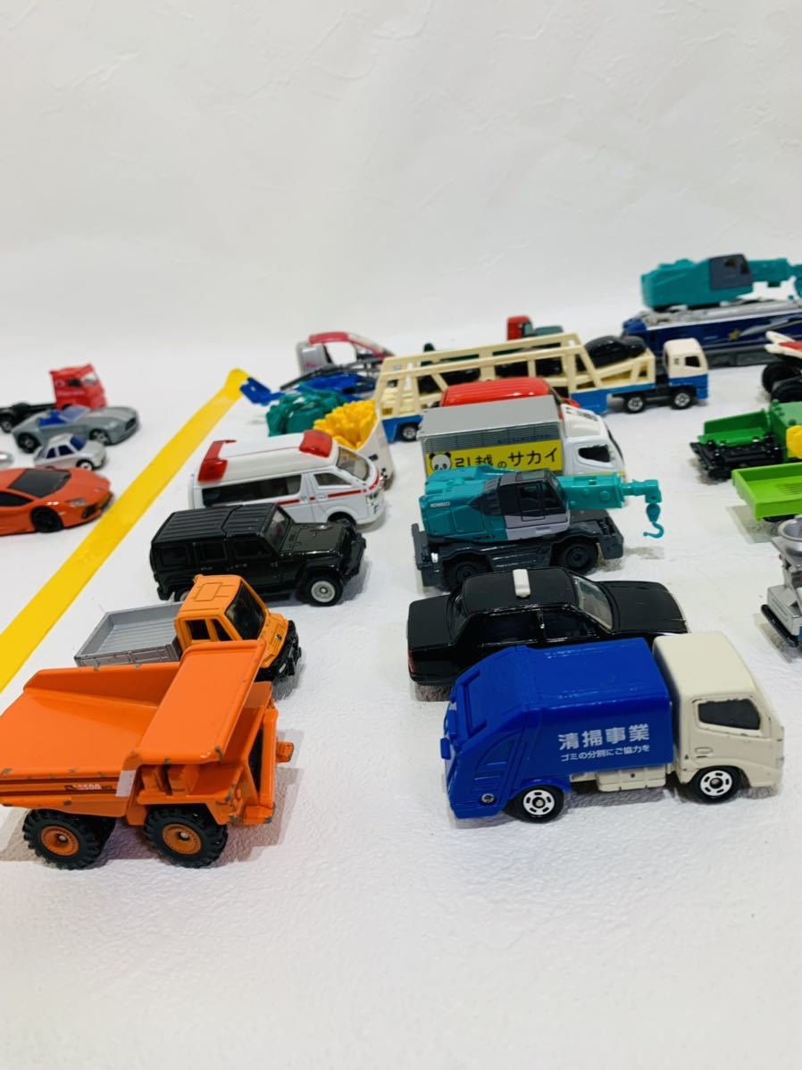 ミニカー 60台セット、パーキングセット TOMY38台 その他22台 まとめ