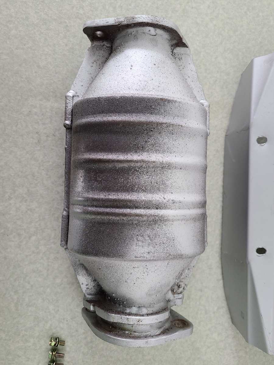 日産 純正 触媒 加工 ジャンク RB25 neo6用ER34 C35(触媒)｜売買された
