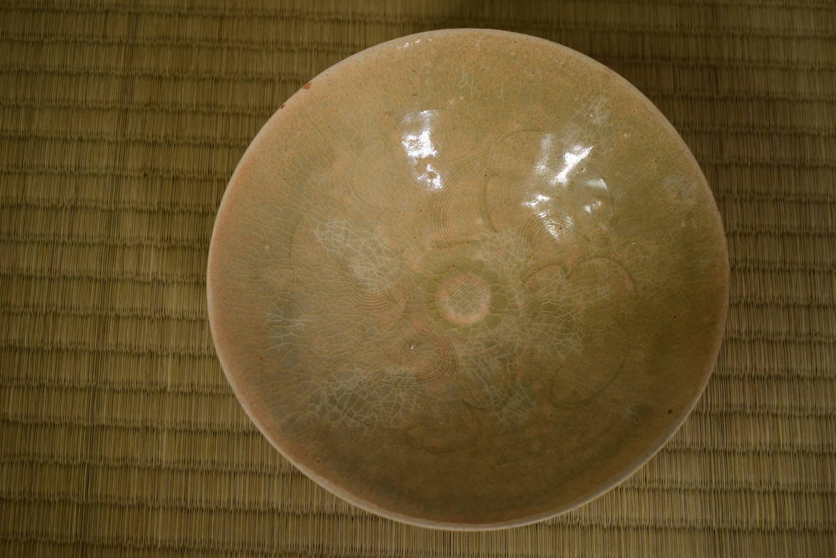 【和】古美術収集家買出品　中国古玩　唐物　宋　青磁陰刻茶碗　鉢　インチン　青白磁　(3772)