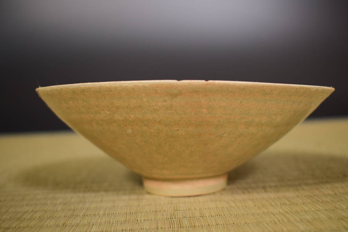 中国古玩 唐物 - 龍泉窯 和古美術収集家買出品 宋 青磁陰刻