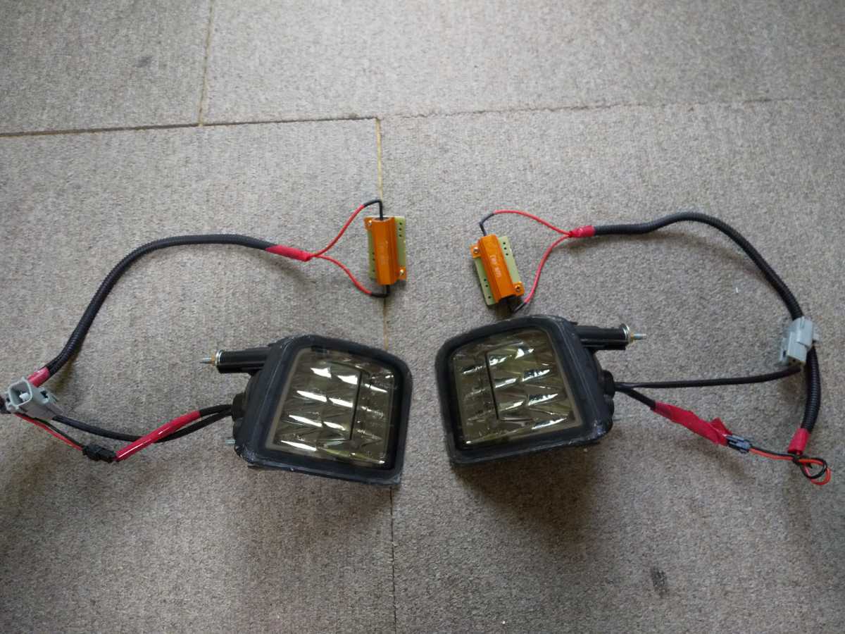 スバル レヴォーグ VMG VM4 WRX VAB 社外LEDウインカー スモーク 前期 スバル レヴォーグ VMG VM4 WRX VAB 社外LEDウインカー スモーク 前期
